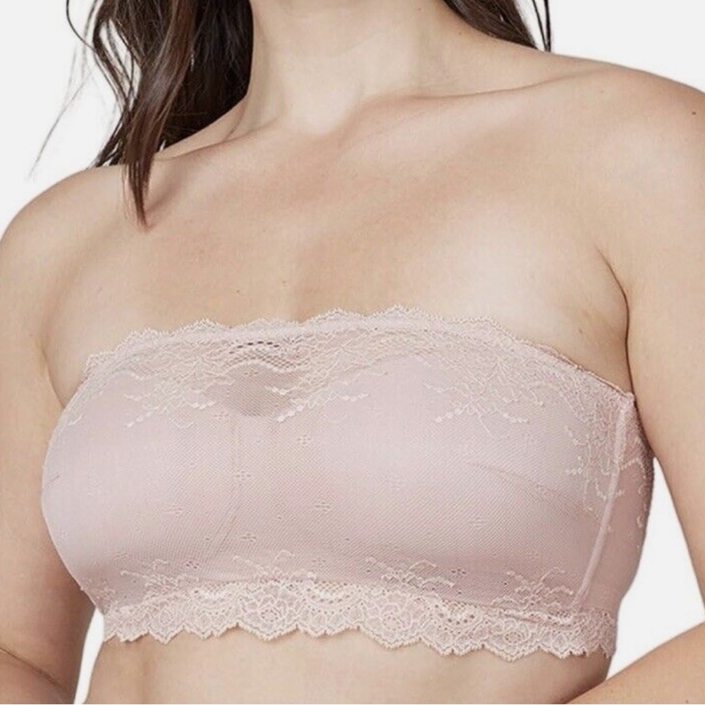 SPANX Undie-tectable Bandeau Bra